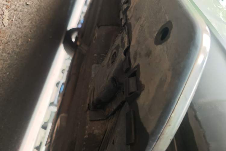 Used Audi Q5  Chassis Rear Left