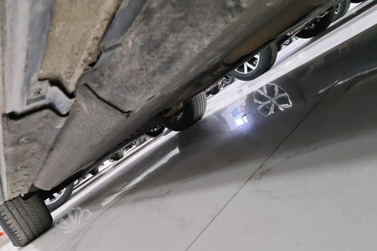 Used Audi Q5 2013 40 TFSI Technology Edition Chassis Rear Left