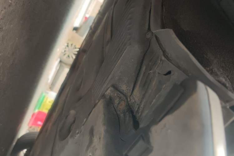 Used Audi Q5  Chassis Rear Right
