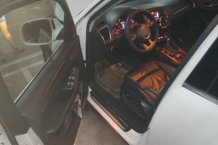Used Audi Q5 2013 40 TFSI Comfort Edition Driver Seat