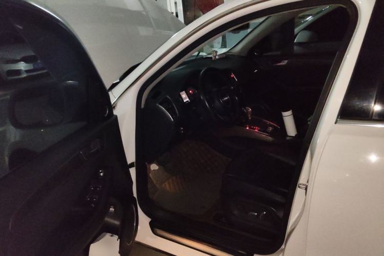 Used Audi Q5 2013 40 TFSI Comfort Edition Driver Seat