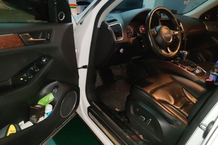 Used Audi Q5 2013 40 TFSI Comfort Edition Driver Seat