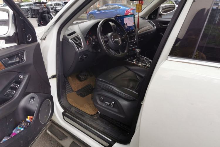 Used Audi Q5 2013 40 TFSI Comfort Edition Driver Seat