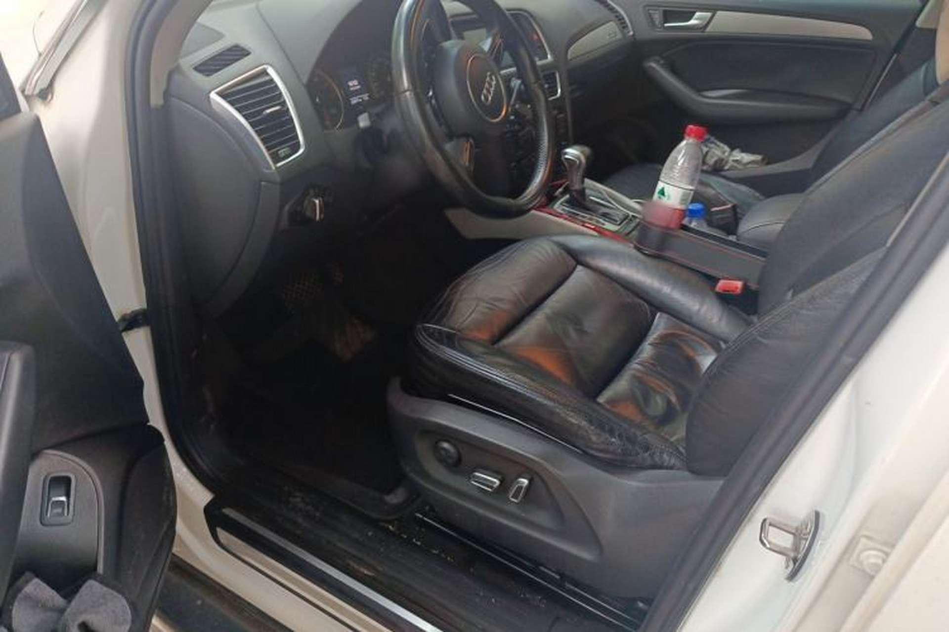 Used Audi Q5 2013 40 TFSI Ambition Driver Seat