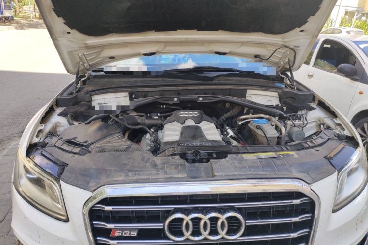 Used Audi Q5 2013 45 TFSI quattro Sport Edition Engine Bay
