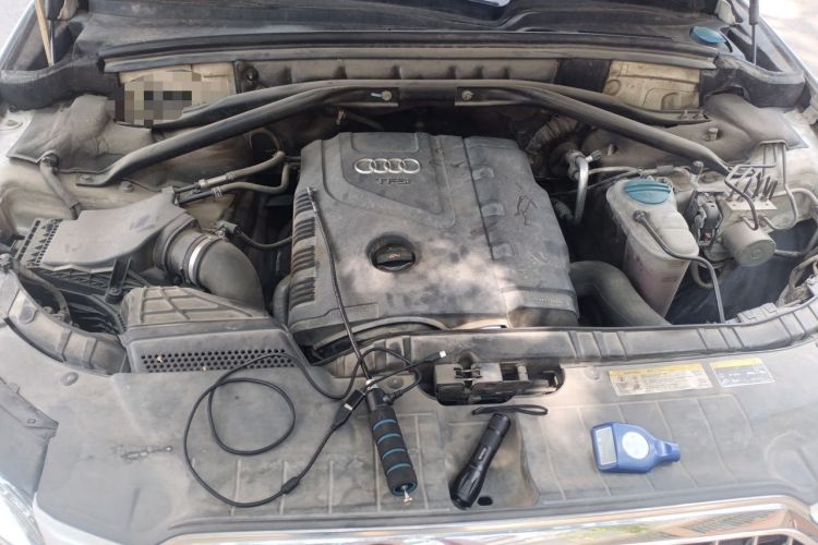 Used Audi Q5 2013 40 TFSI Technology Edition Engine Bay