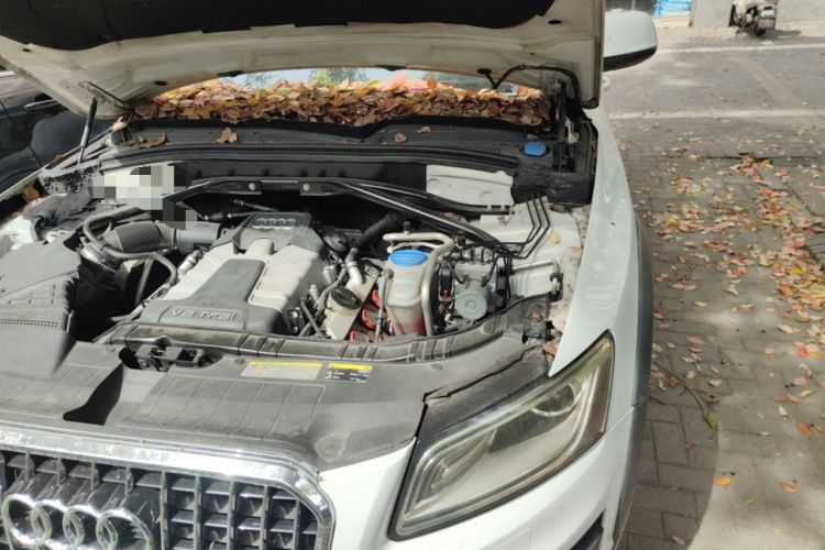 Used Audi Q5 2013 45 TFSI quattro off-road version Engine Bay Left