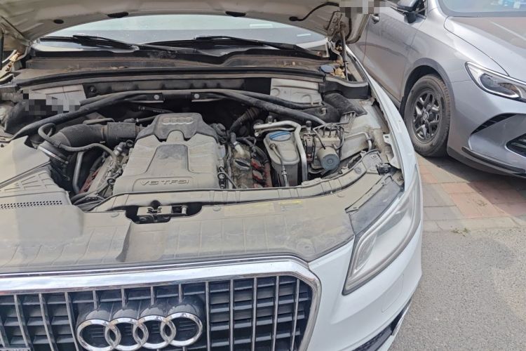 Used Audi Q5 2013 45 TFSI quattro Sport Edition Engine Bay Left