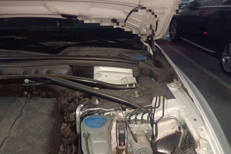 Used Audi Q5 2013 40 TFSI Technology Edition Engine Bay Left