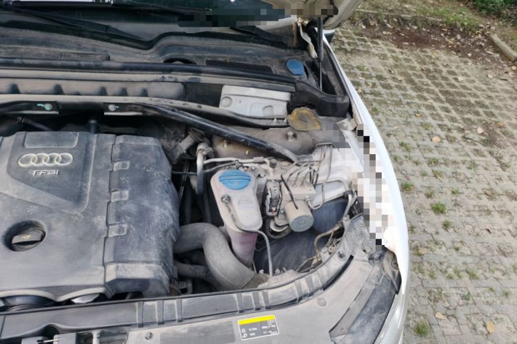 Used Audi Q5 2013 40 TFSI Technology Edition Engine Bay Left