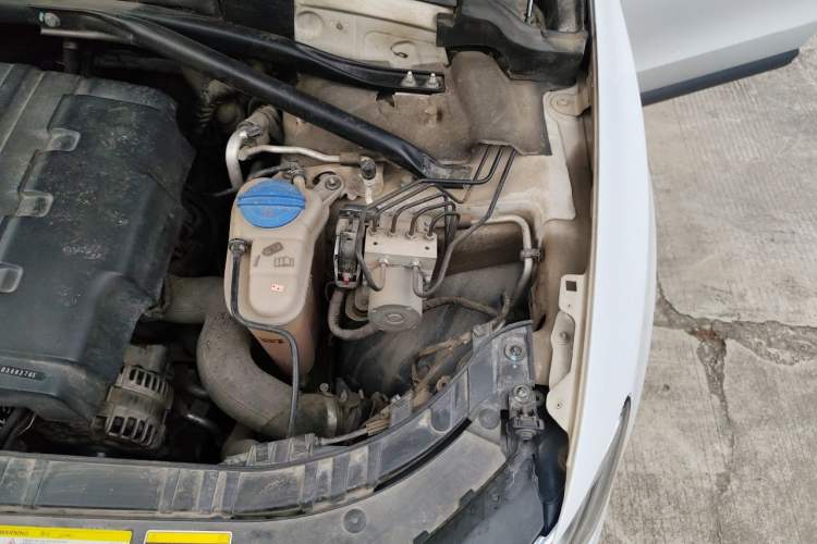 Used Audi Q5 2013 40 TFSI Technology Edition Engine Bay Left