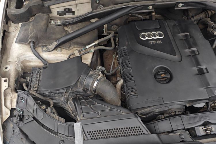 Used Audi Q5 2013 40 TFSI Technology Edition Engine Bay Right