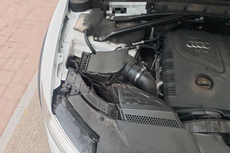 Used Audi Q5  Engine Bay Right