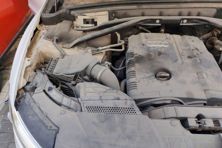 Used Audi Q5 2013 40 TFSI Technology Edition Engine Bay Right