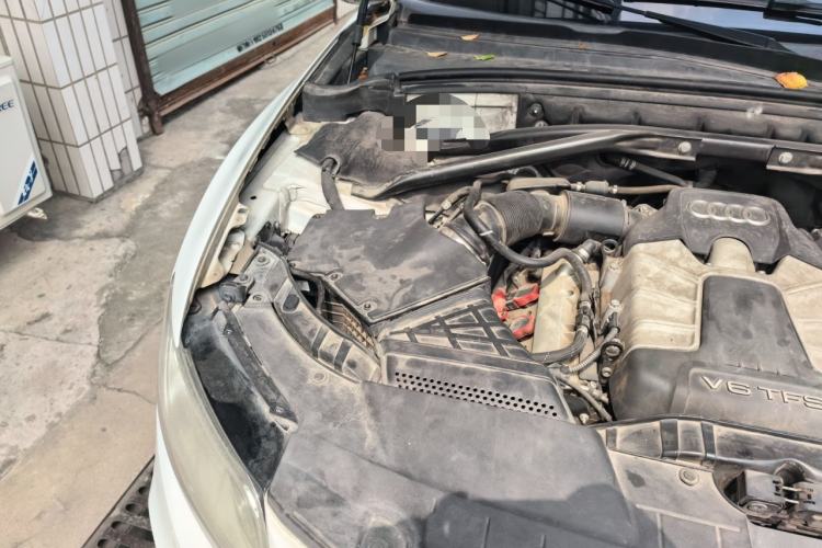Used Audi Q5 2013 45 TFSI quattro Sport Edition Engine Bay Right