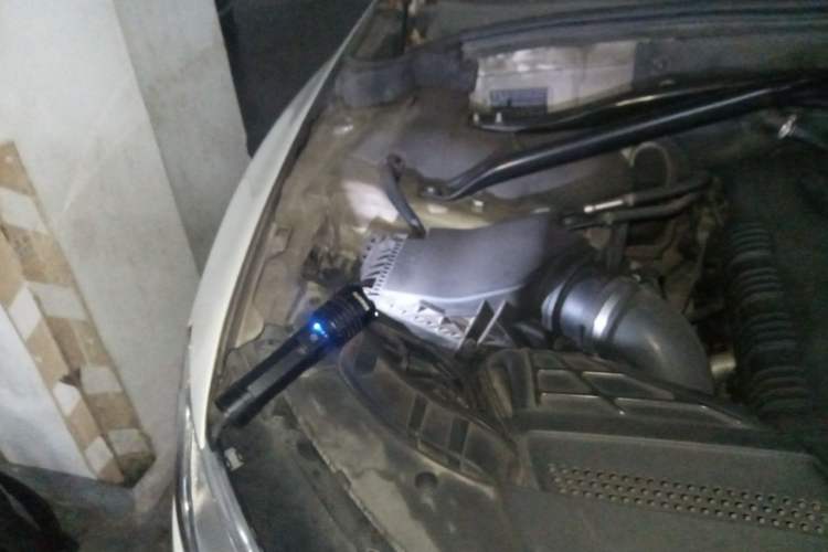 Used Audi Q5 2013 40 TFSI Technology Edition Engine Bay Right