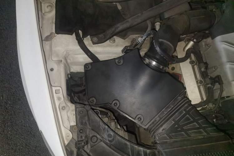 Used Audi Q5 2013 45 TFSI quattro Sport Edition Engine Bay Right