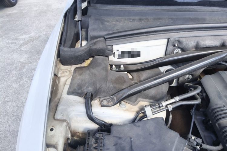 Used Audi Q5 2013 40 TFSI Comfort Edition Engine Bay Right