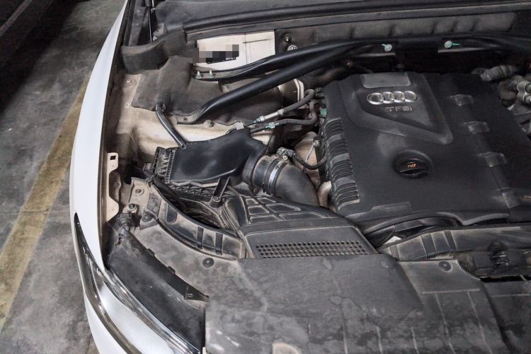 Used Audi Q5 2013 40 TFSI Technology Edition Engine Bay Right
