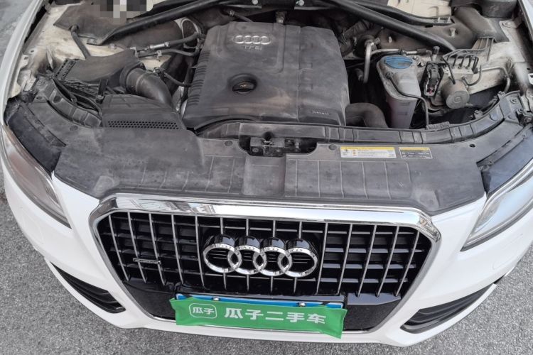Used Audi Q5 2013 40 TFSI Comfort Edition Engine Bay