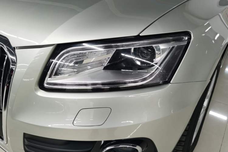 Used Audi Q5 2013 40 TFSI Ambition Exterior 1