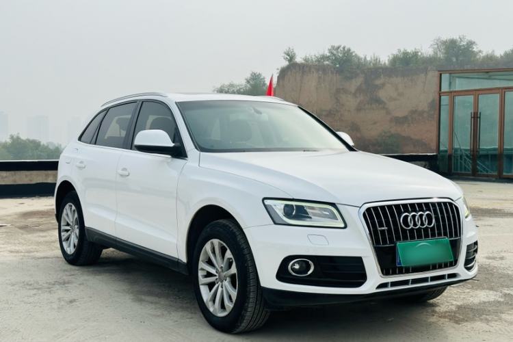 Used Audi Q5 2013 40 TFSI Technology Edition Exterior 4