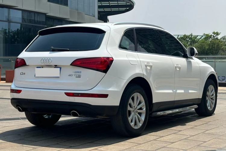 Used Audi Q5 2013 40 TFSI Technology Edition Exterior 4