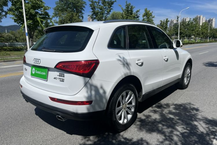 Used Audi Q5 2013 40 TFSI Technology Edition Exterior 4