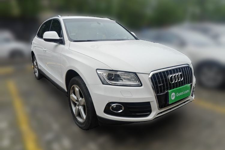 Used Audi Q5 2013 40 TFSI Comfort Edition Front Right 45 Deg