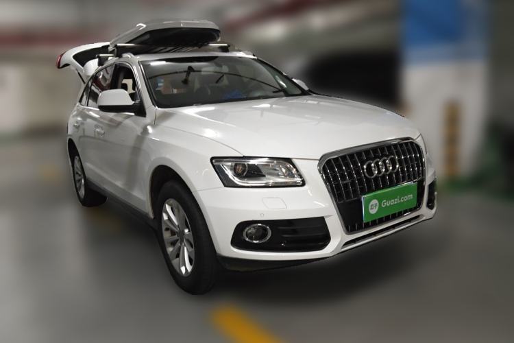 Used Audi Q5 2013 40 TFSI Technology Edition Front Right 45 Deg