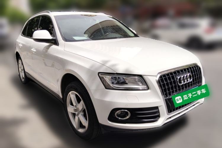 Used Audi Q5 2013 40 TFSI Comfort Edition Front Right 45 Deg