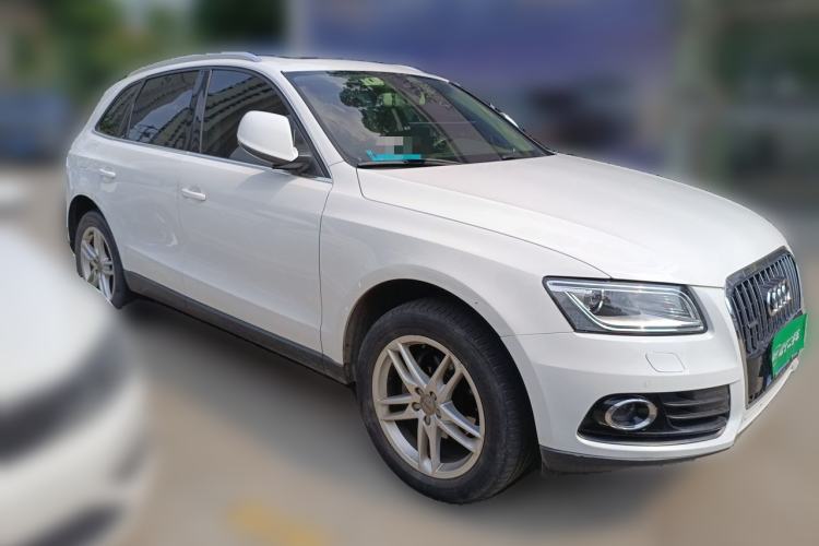 Used Audi Q5 2013 40 TFSI Dynamic Edition Front Right 45 Deg