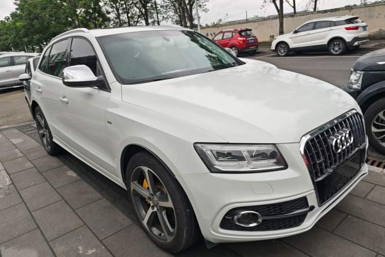 Used Audi Q5 2013 45 TFSI quattro Sport Edition Front Right 45 Deg