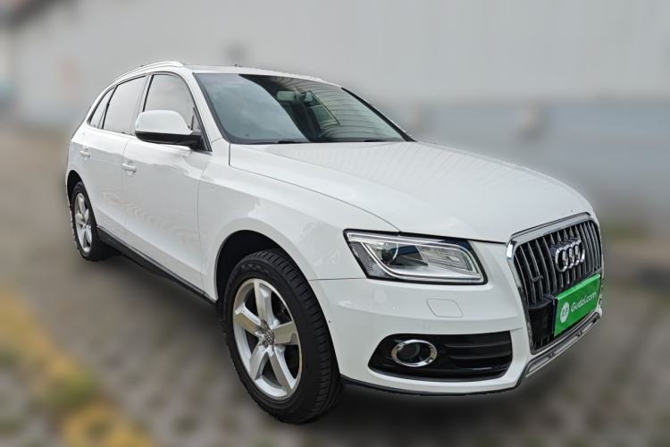 Used Audi Q5 2013 40 TFSI Comfort Edition Front Right 45 Deg