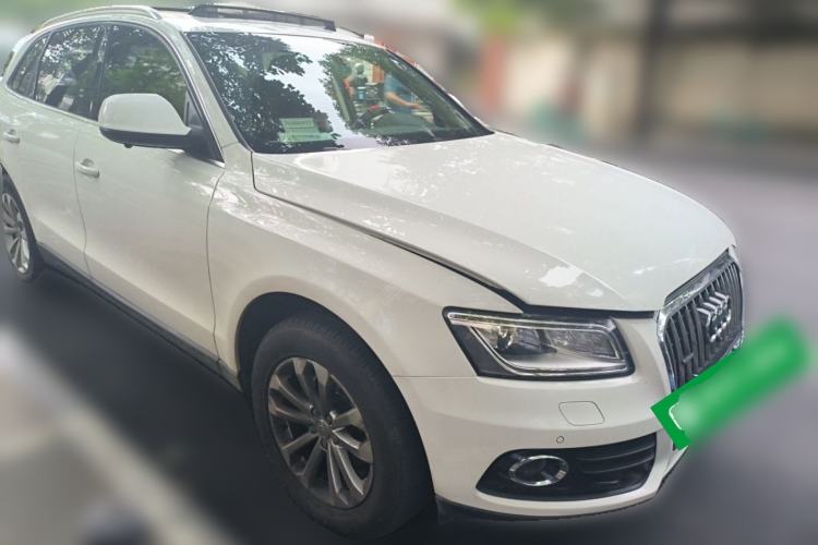 Used Audi Q5 2013 40 TFSI Ambition Front Right 45 Deg
