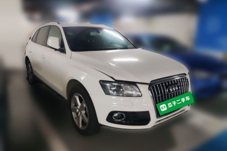 Used Audi Q5 2013 40 TFSI Comfort Edition Front Right 45 Deg