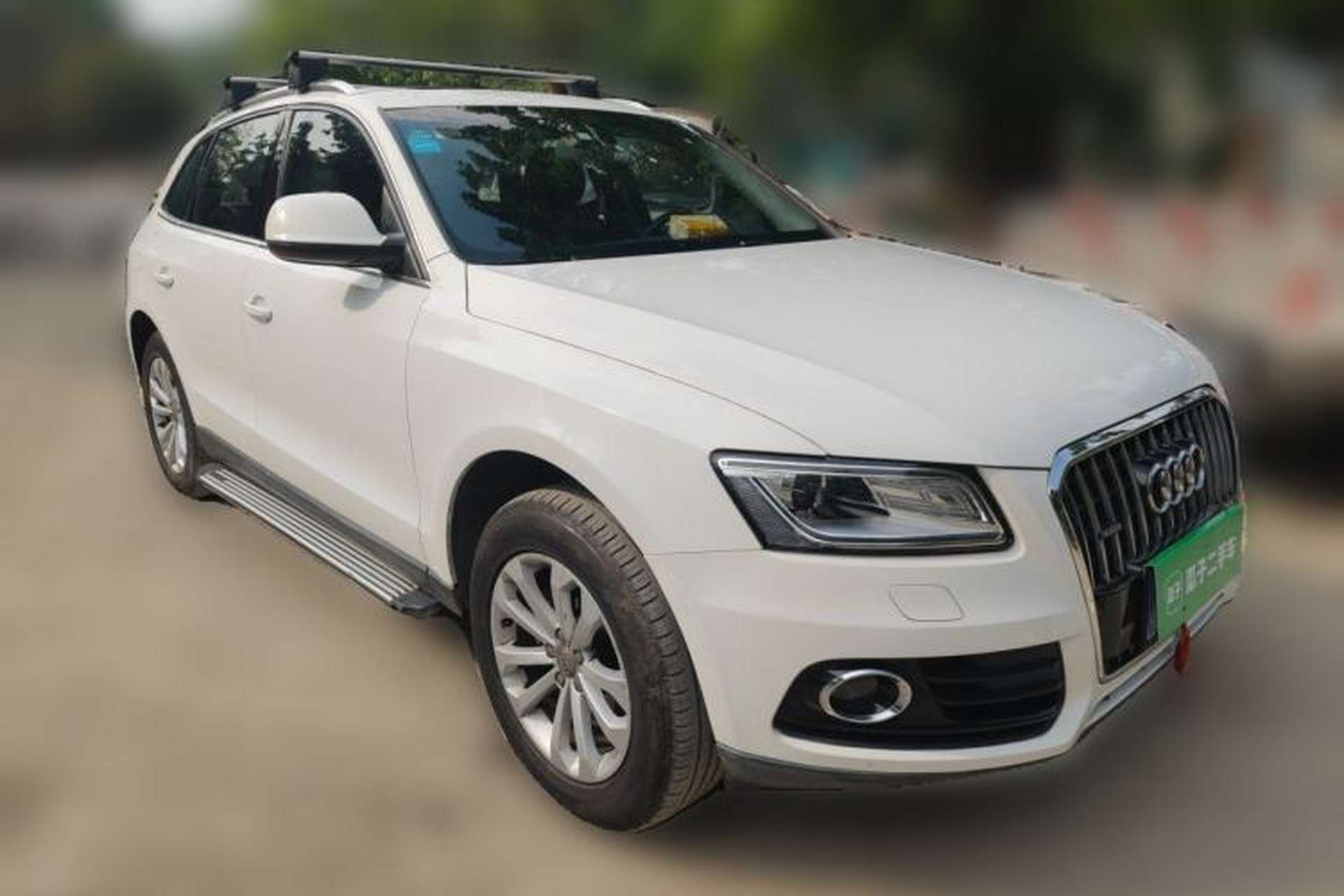 Used Audi Q5 2013 40 TFSI Ambition Front Right 45 Deg