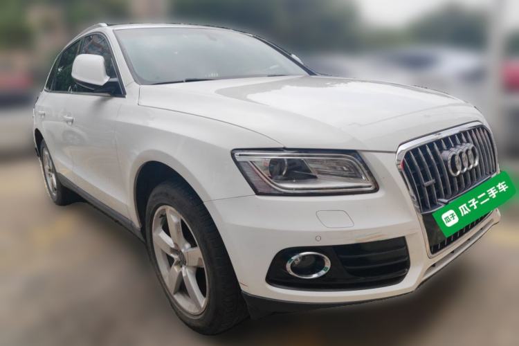 Used Audi Q5 2013 40 TFSI Comfort Edition Front Right 45 Deg
