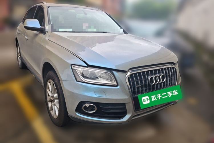 Used Audi Q5 2013 40 TFSI Ambition Front Right 45 Deg