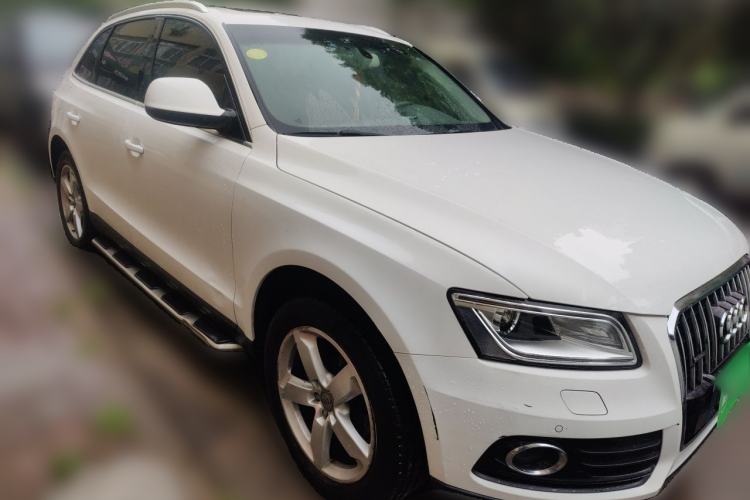 Used Audi Q5 2013 40 TFSI Comfort Edition Front Right 45 Deg