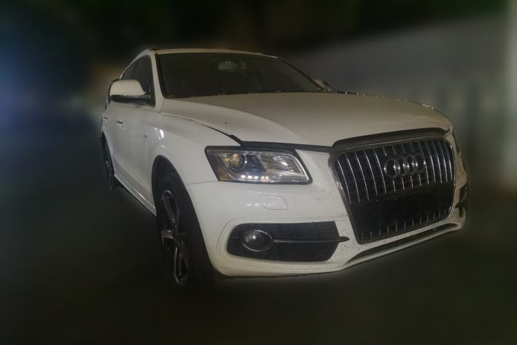 Used Audi Q5 2013 45 TFSI quattro Sport Edition Front Right 45 Deg