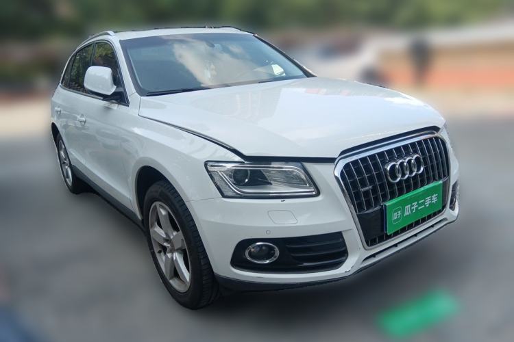 Used Audi Q5 2013 40 TFSI Comfort Edition Front Right 45 Deg