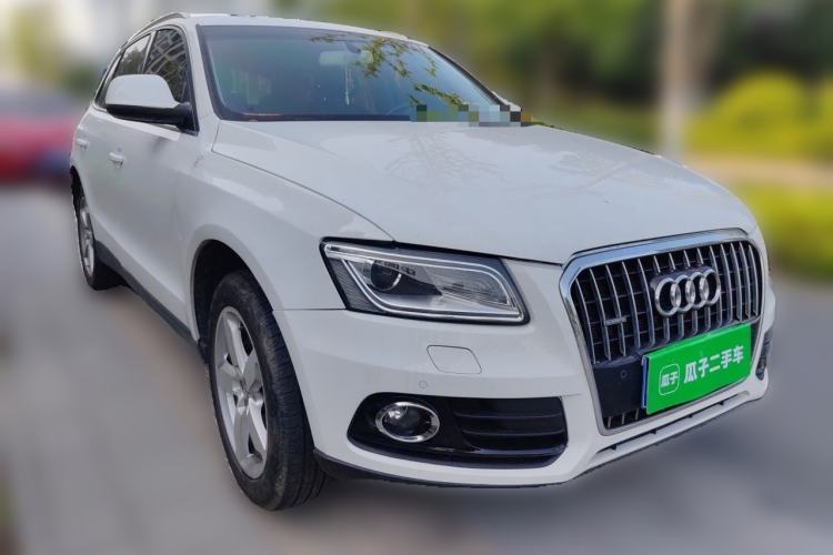 Used Audi Q5 2013 40 TFSI Comfort Edition Front Right 45 Deg