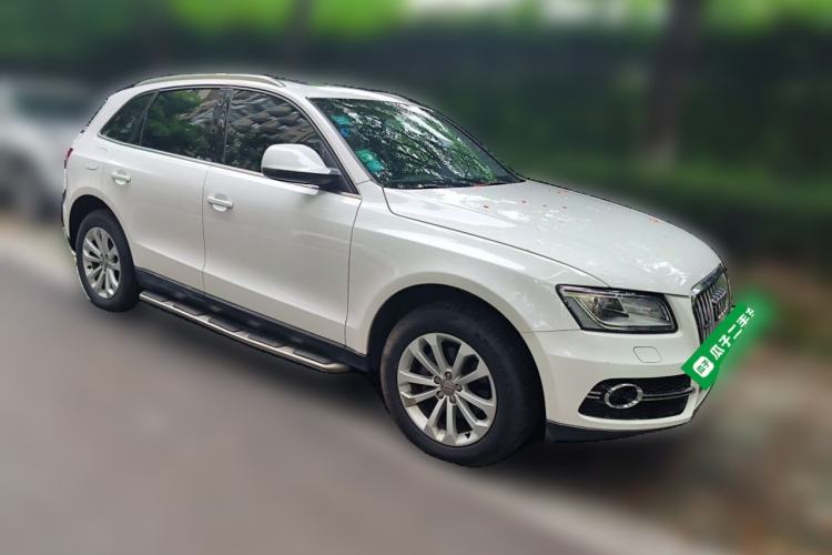 Used Audi Q5 2013 40 TFSI Ambition Front Right 45 Deg