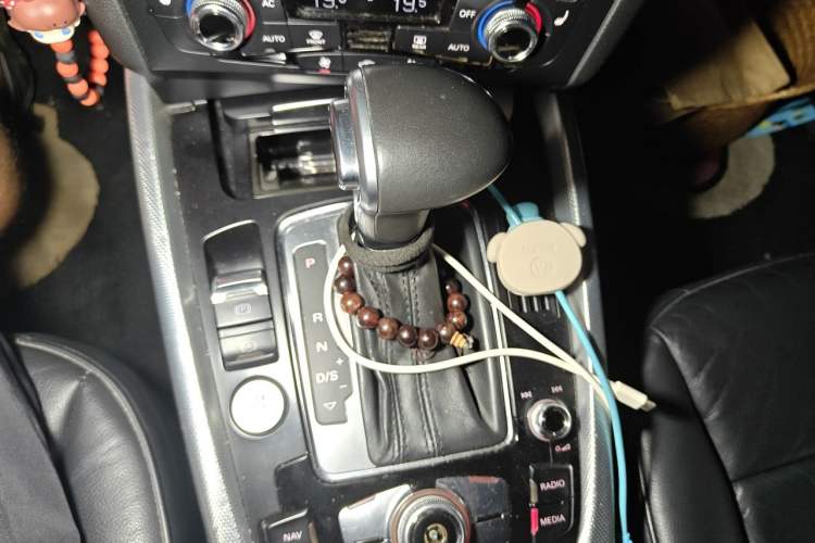 Used Audi Q5 2013 45 TFSI quattro Sport Edition Gear Lever
