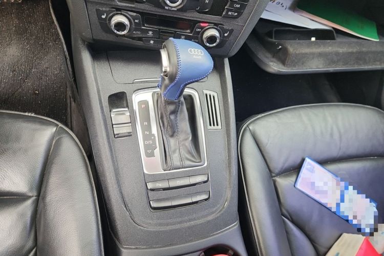 Used Audi Q5 2013 40 TFSI Technology Edition Gear Lever