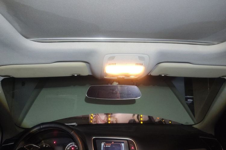 Used Audi Q5 2013 40 TFSI Technology Edition Headliner