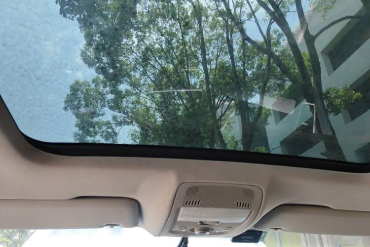 Used Audi Q5 2013 40 TFSI Technology Edition Headliner