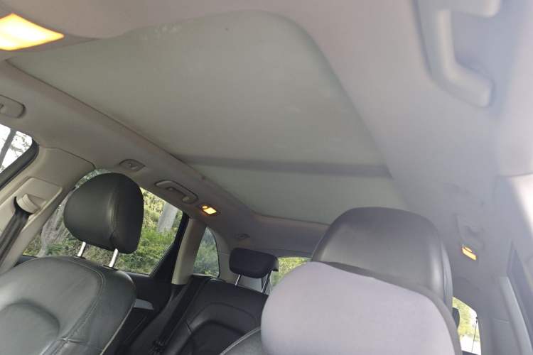 Used Audi Q5 2013 40 TFSI Technology Edition Headliner