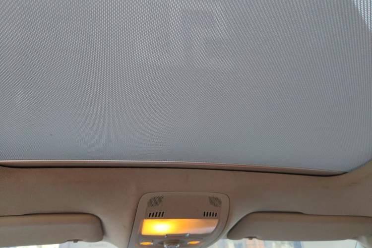 Used Audi Q5 2013 40 TFSI Comfort Edition Headliner